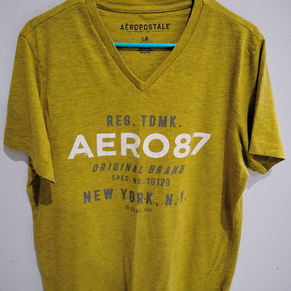 Aeropostale Men's Yellow Graphic T-Shirt